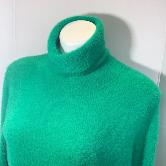 NWT Halogen Fuzzy Super Soft Turtleneck Pullover/ Sweater size M Green - Picture 4 of 9